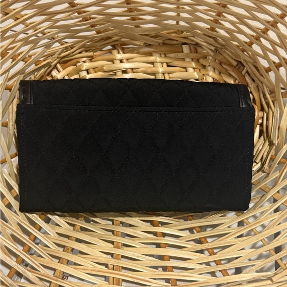 Vera Bradley Black Quilted Women's Wallet - Picture 2 of 3